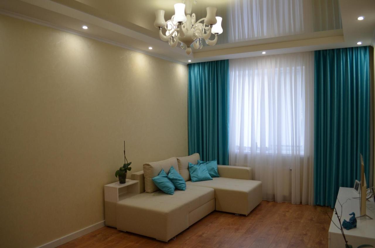 Apartment On Getmana Vigovskogo 49 Riwne Exterior foto